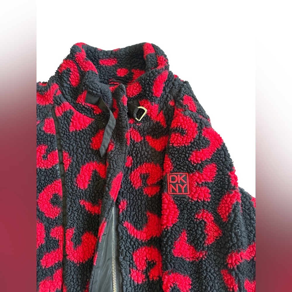 DKNY Black and Red Patterned Sherpa Jacket size Large - Picture 5 of 8